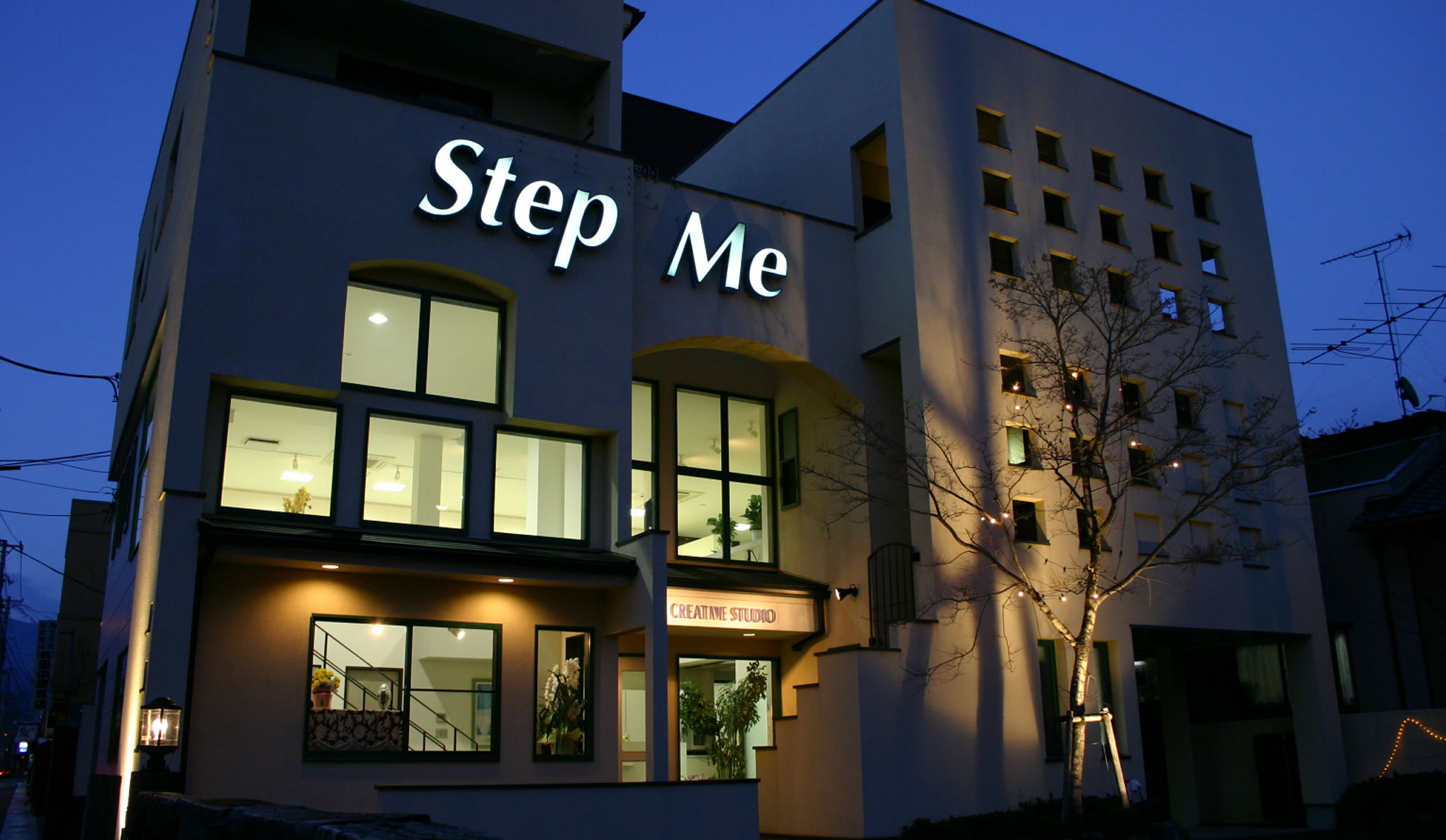 富士市美容室　HAIR CREATIVE STUDIO Step Me ステップミー
